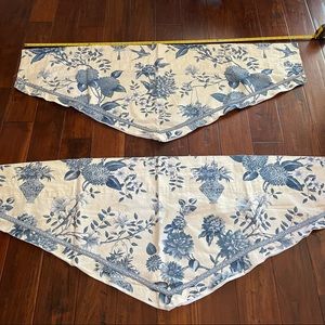 2 Vintage Williamsburg valances
